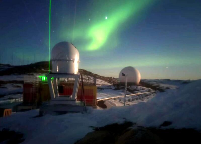 “南极天目”时域天文望远镜阵原型机研制成功